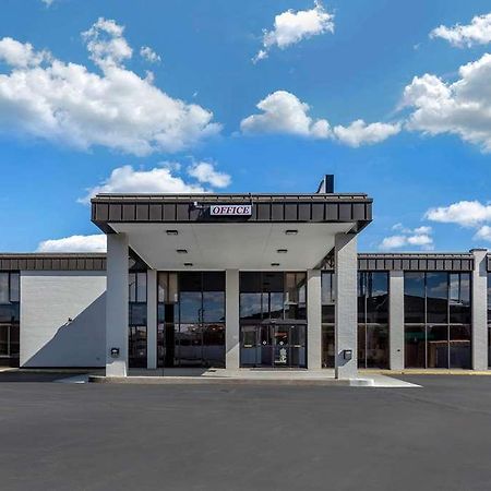 Vettecity Hotel بولينغ غرين المظهر الخارجي الصورة
